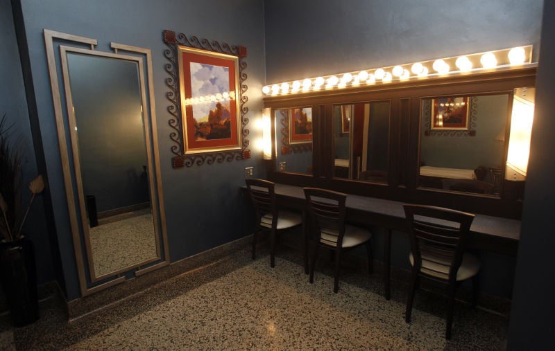 Madison Masonic Center ladies' lounge